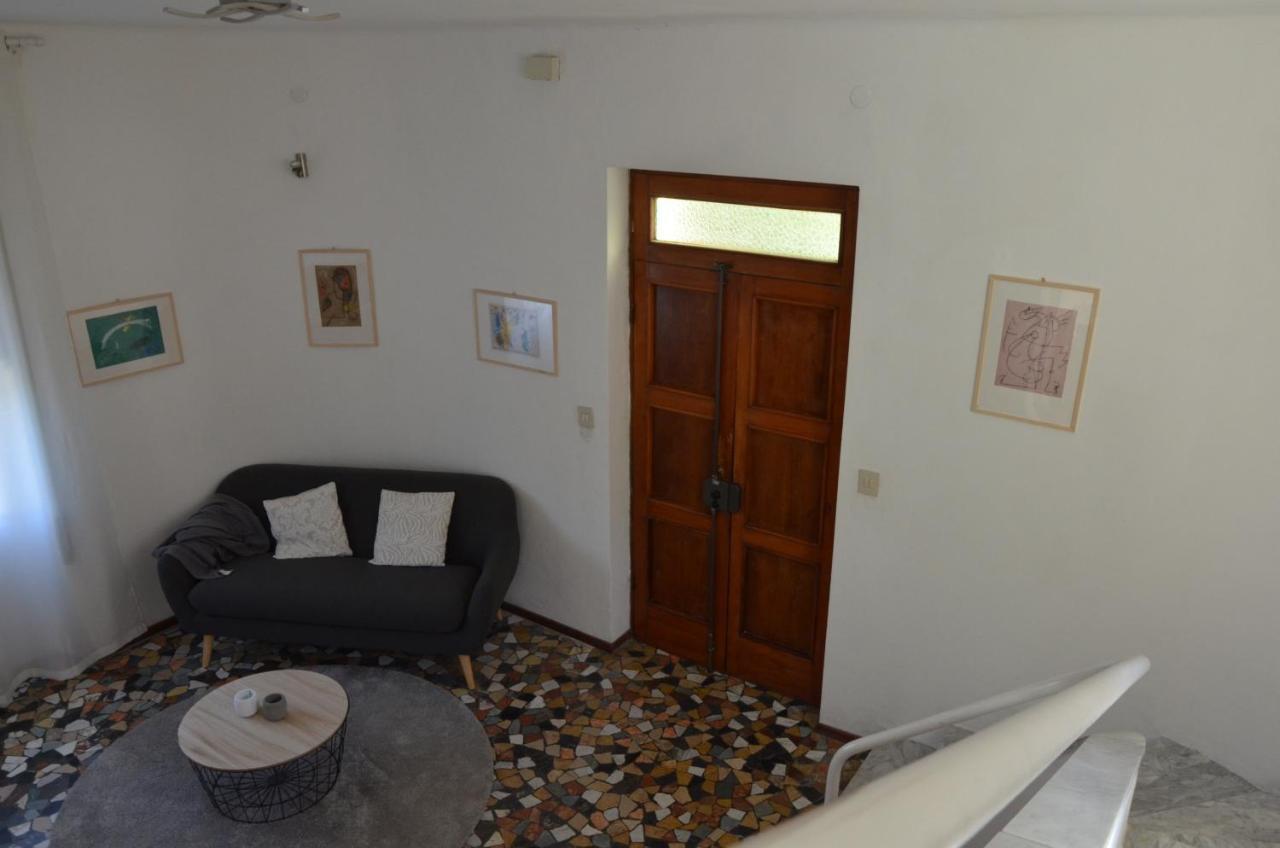 Villa La Parisienne Diano Borello Екстер'єр фото
