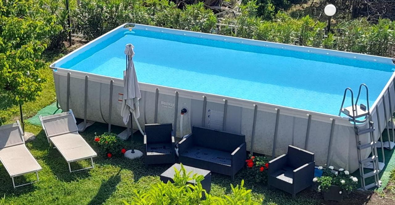 Villa La Parisienne Diano Borello Екстер'єр фото